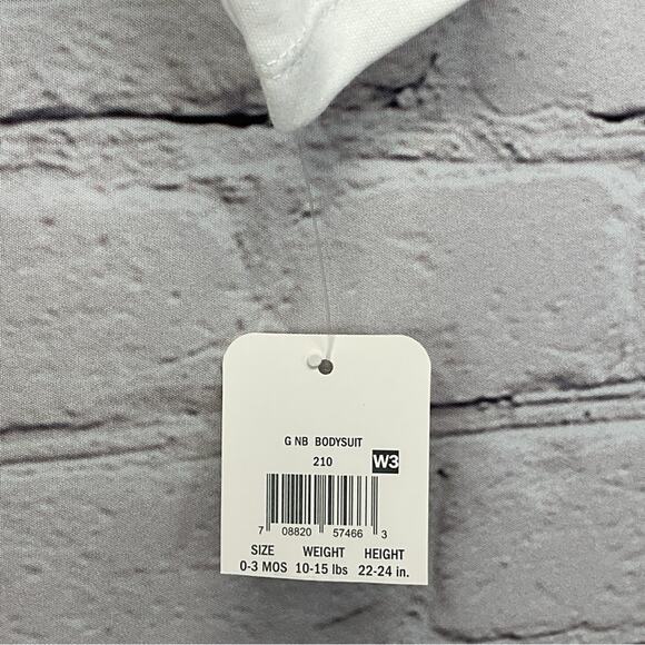Lullaby Lane One Piece Top Girls Size 0-3 months Snowbaby Long Sleeve Snap Close - Picture 4 of 7
